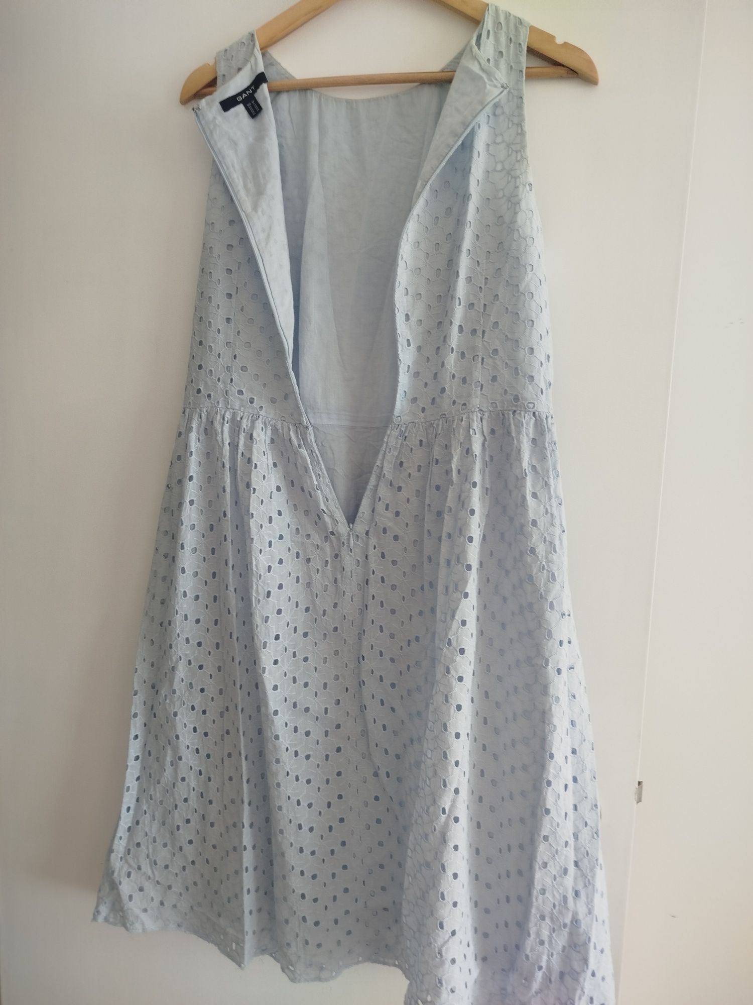 Vestido em bordado inglês - Gant