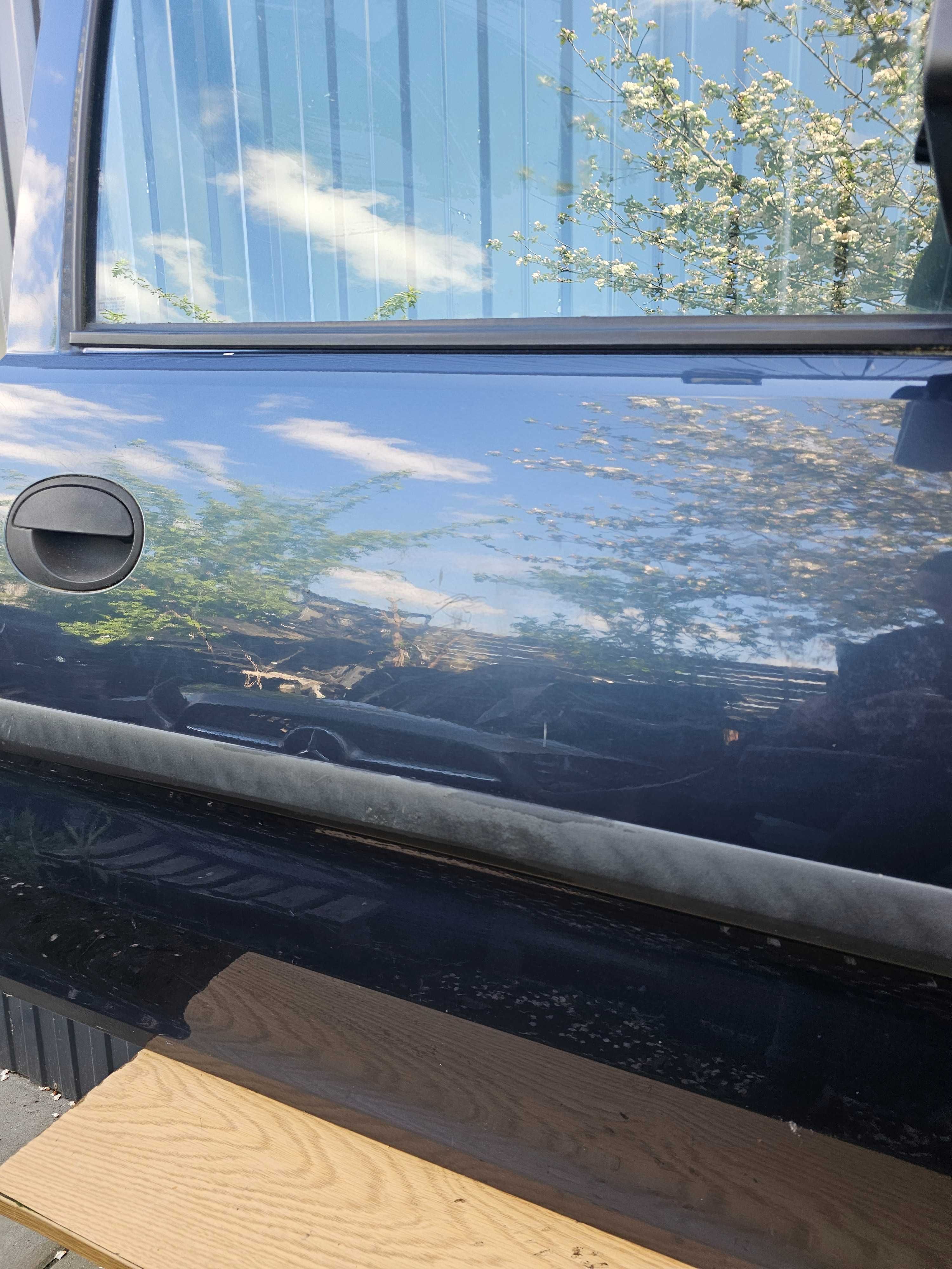 Drzwi Prawy Przód Opel Combo C Kod Lakieru Z168
