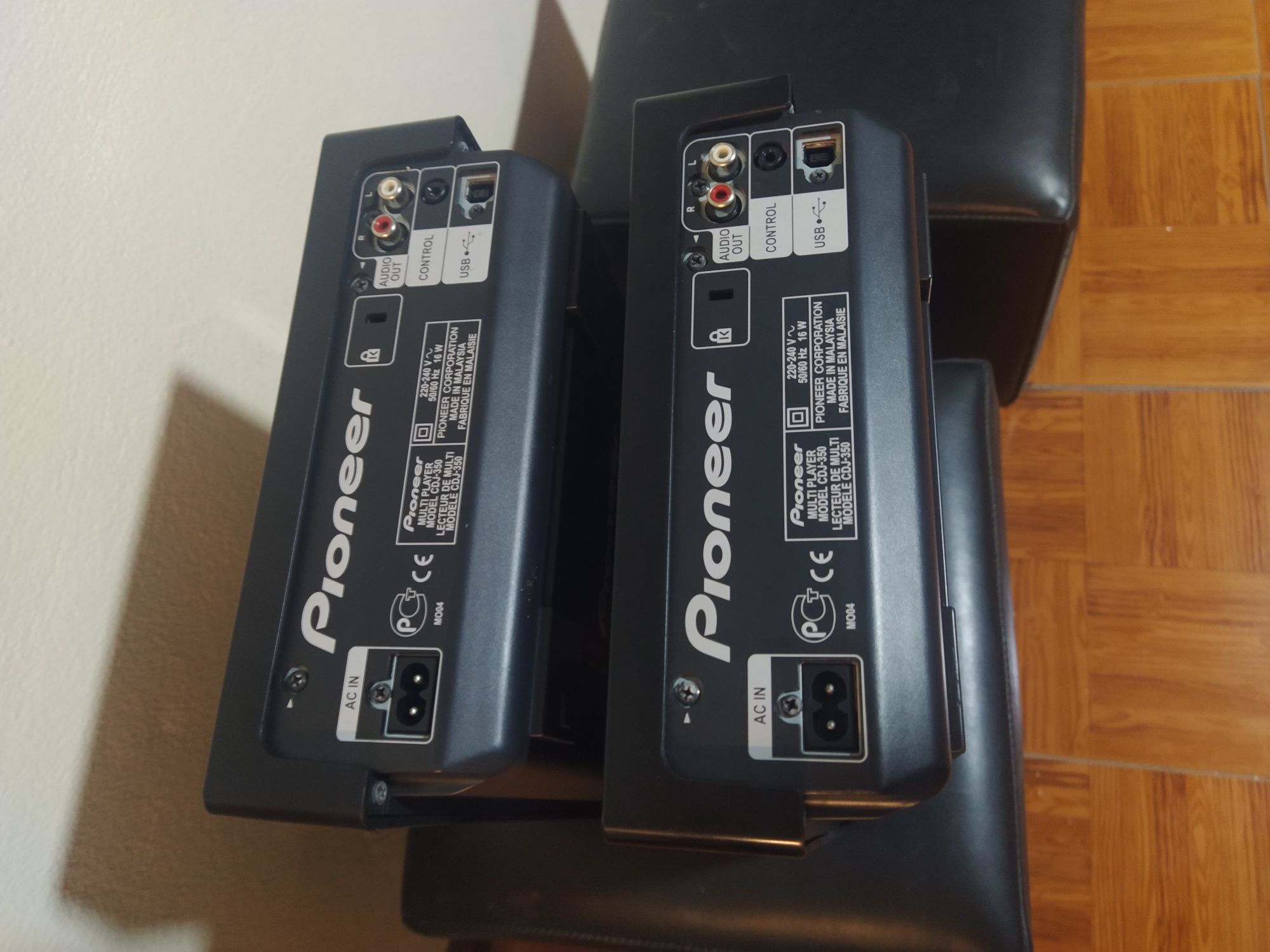 Pioneer CDJ 350 par
