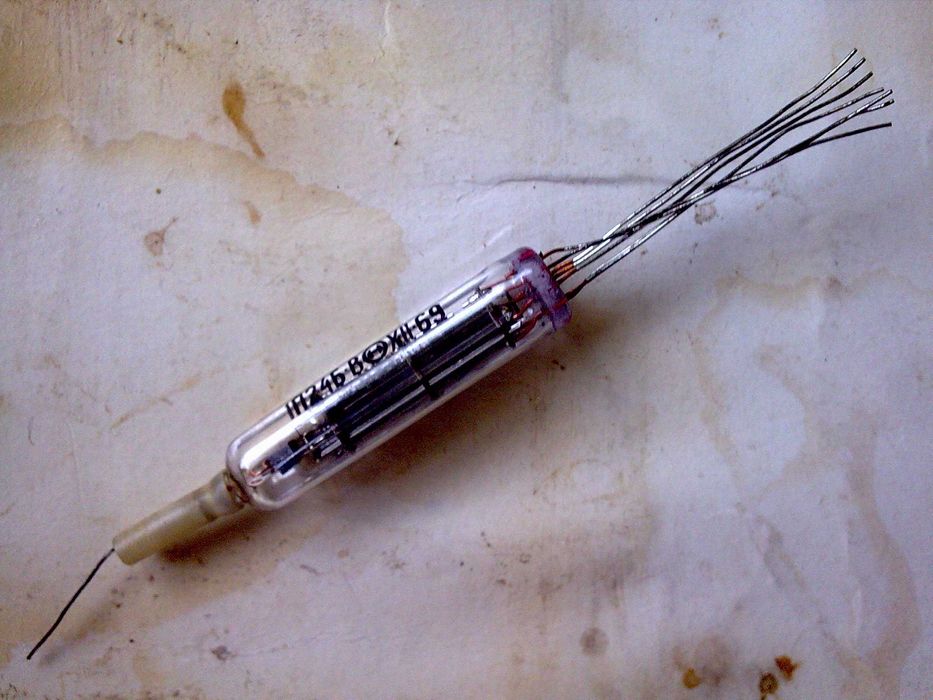 Различные радиолампы