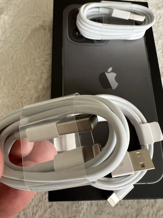 Oryginalny  przewód USB-A - Lightning
