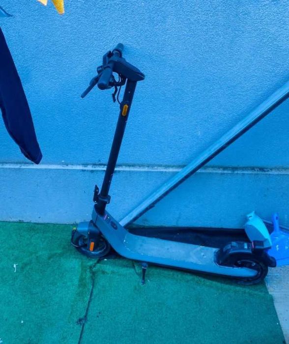 Trotinete Elétrica – Muito Pouco Uso, Preço Imperdível!