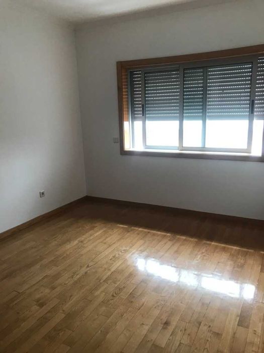 T3 Centro | último andar | cozinha equipada | garagem 2 carros fechada