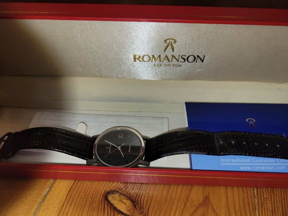 Продам годинник Romanson