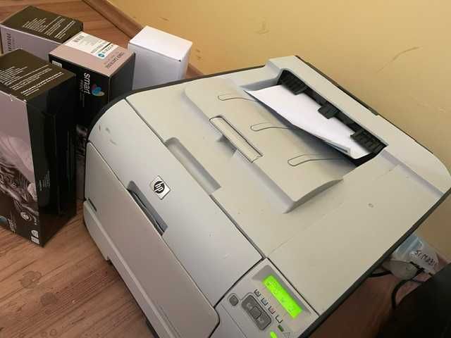 Drukarka laser KOLOR HP CP 2025 sieć, USB, duplex + kpl nowych tonerów