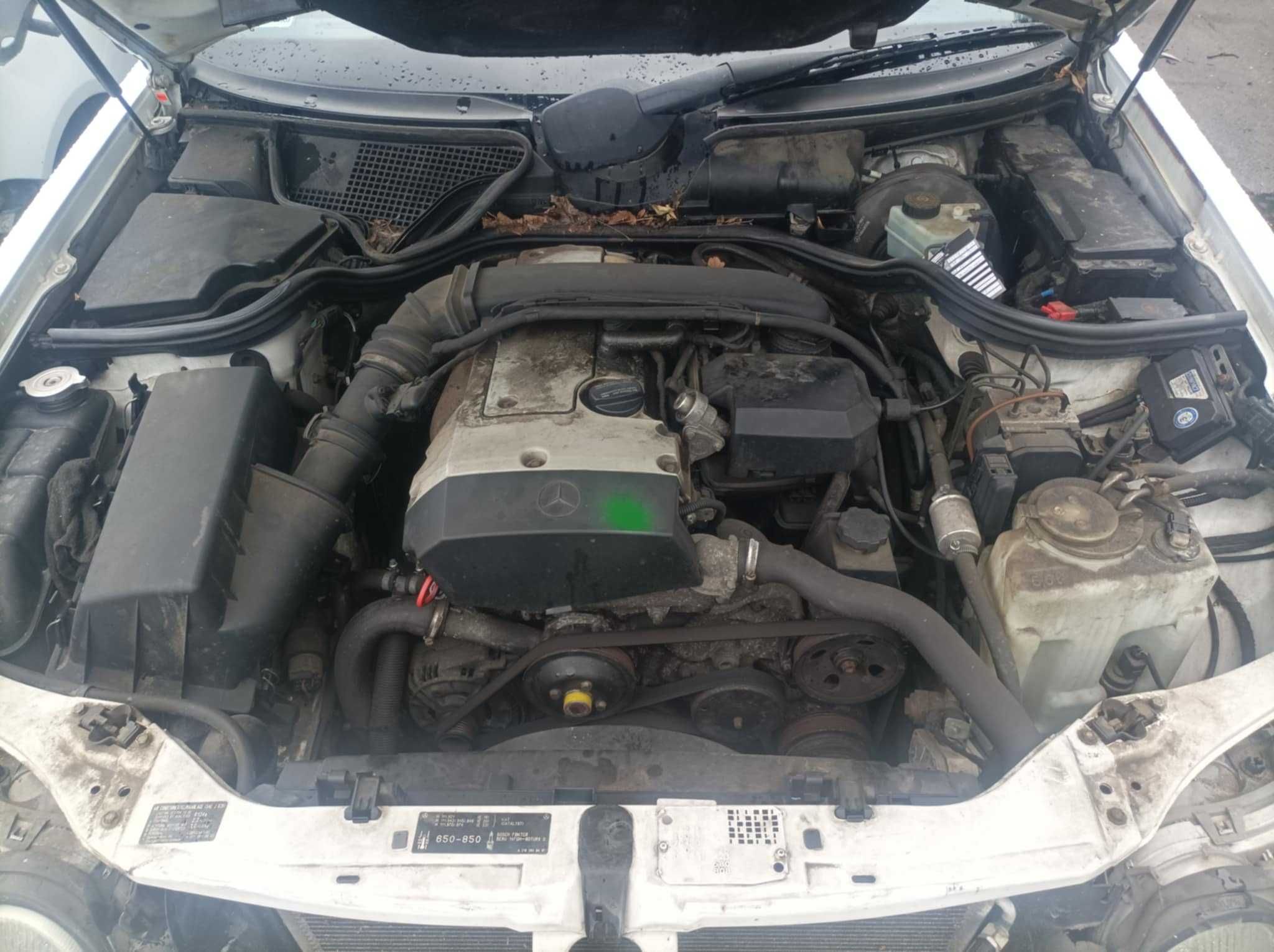 Mercedes w210 okular 2.0 B na części