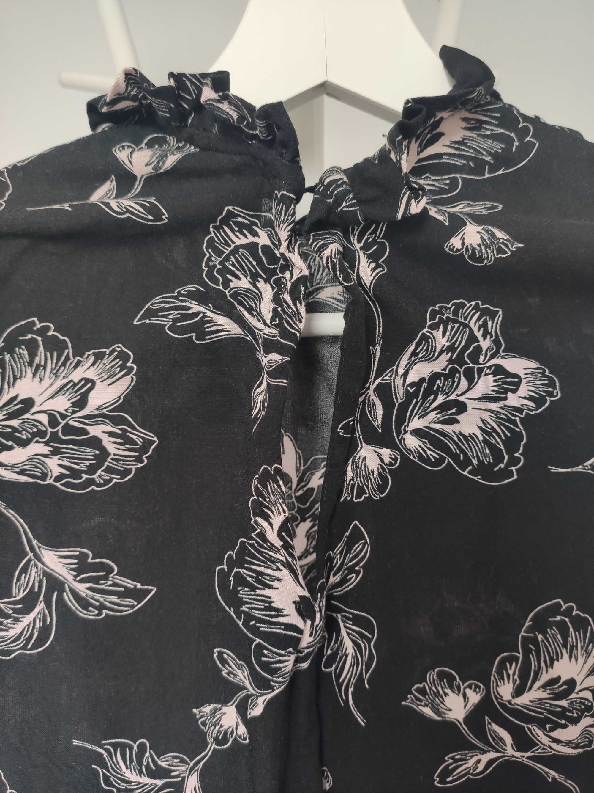 Sukienka Amisu Czarna w Kwiaty Rozmiar S 34