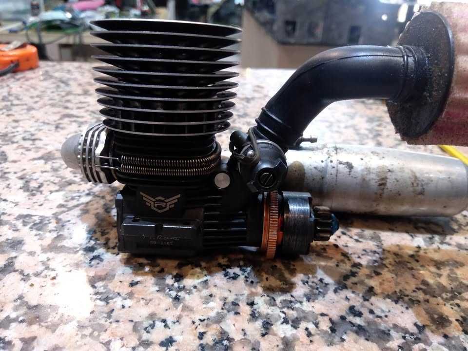 Combo 721S Scuderia Gen2 Pro Black com escape X-One 2143 (~20L)