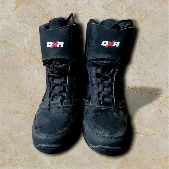 Мотоботи мотоекипировка