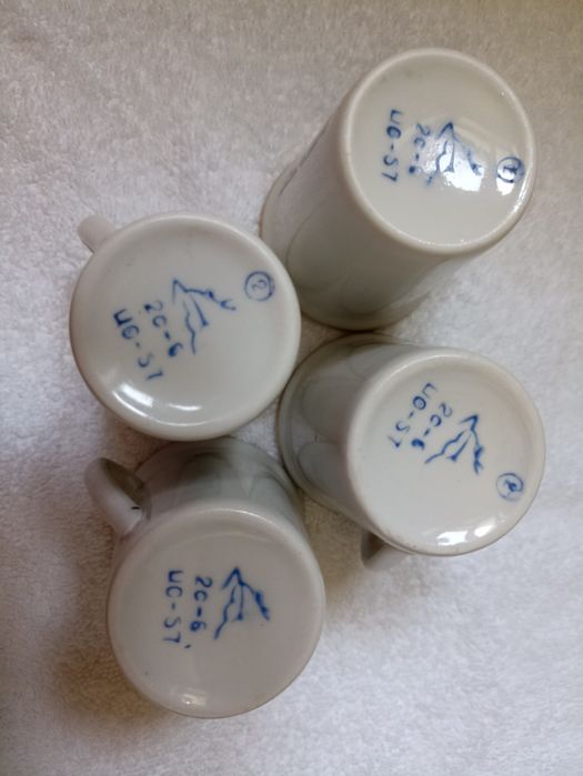 Чашки 4шт фарфор та ваза