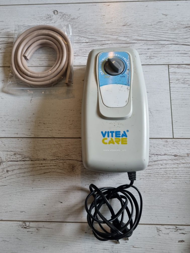 Pompka do materaca Vitea care