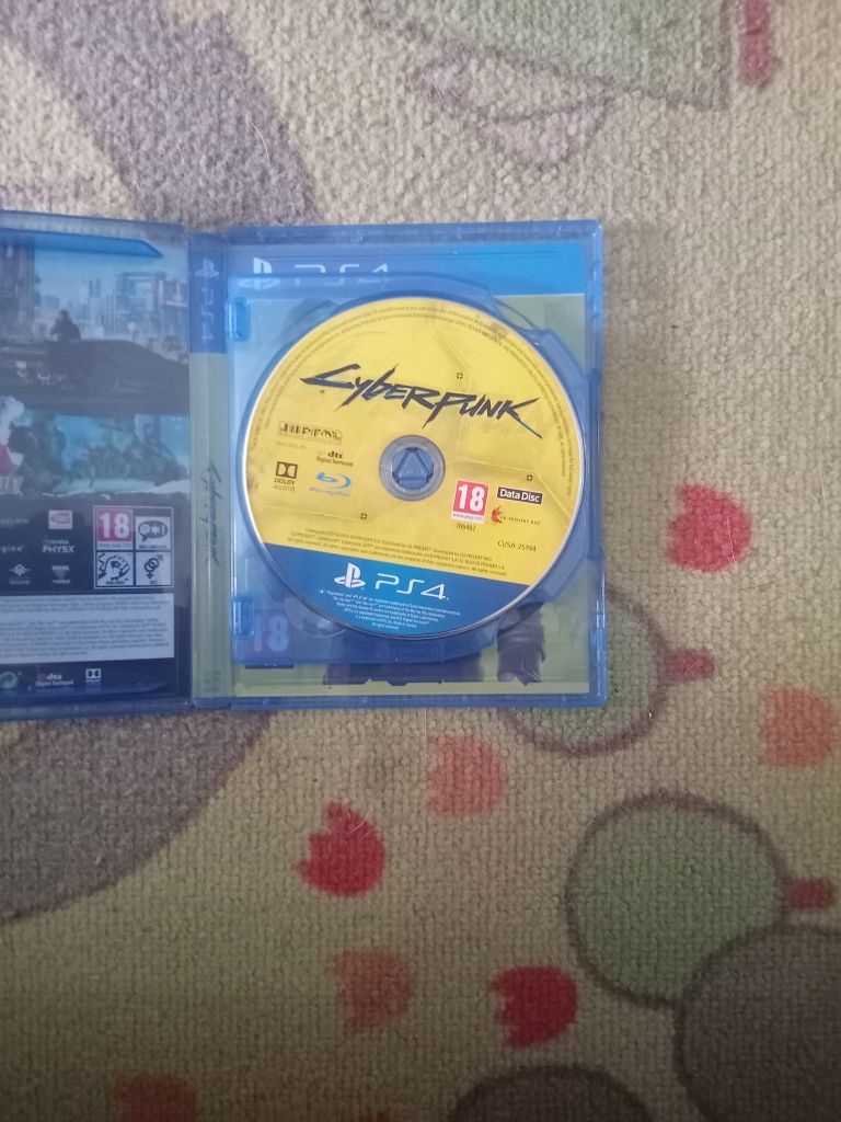 Cyberpunk 2077 em bom estado