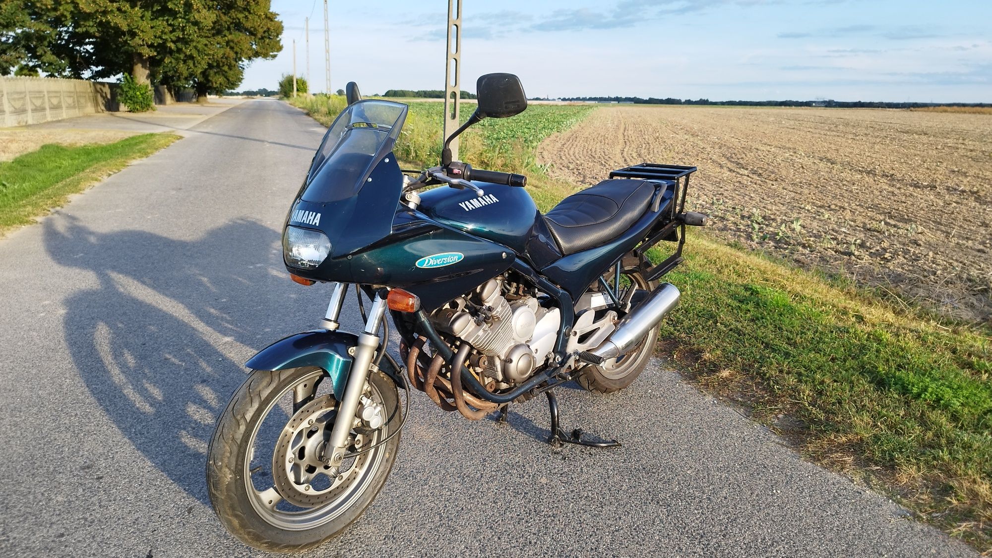 Motocykl Yamaha XJ 600 Diversion