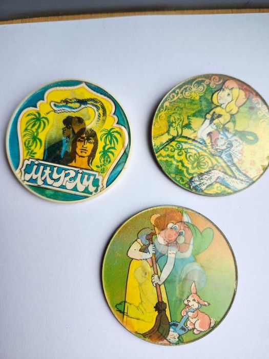 крупні 3Д мультяшки звірушки Набір значків період совети ціна за всі