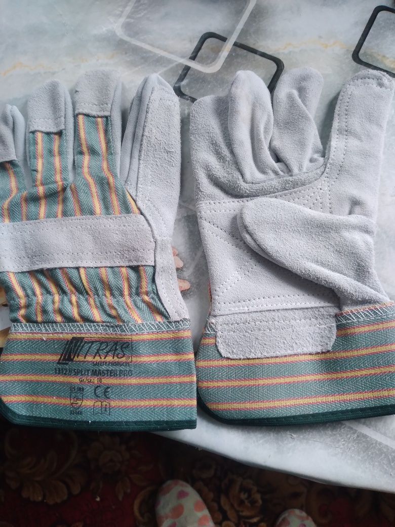 Робочі рукавиці .