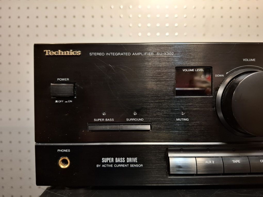 Wzmacniacz stereo TECHNICS SU-X302