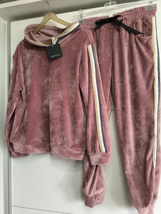 Dres welur ze spodniami długimi piękny