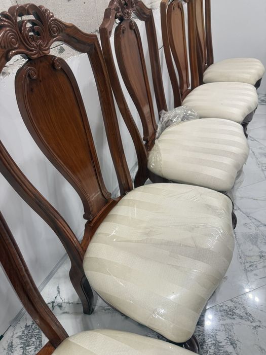 Продам  стулья + ножка для стола