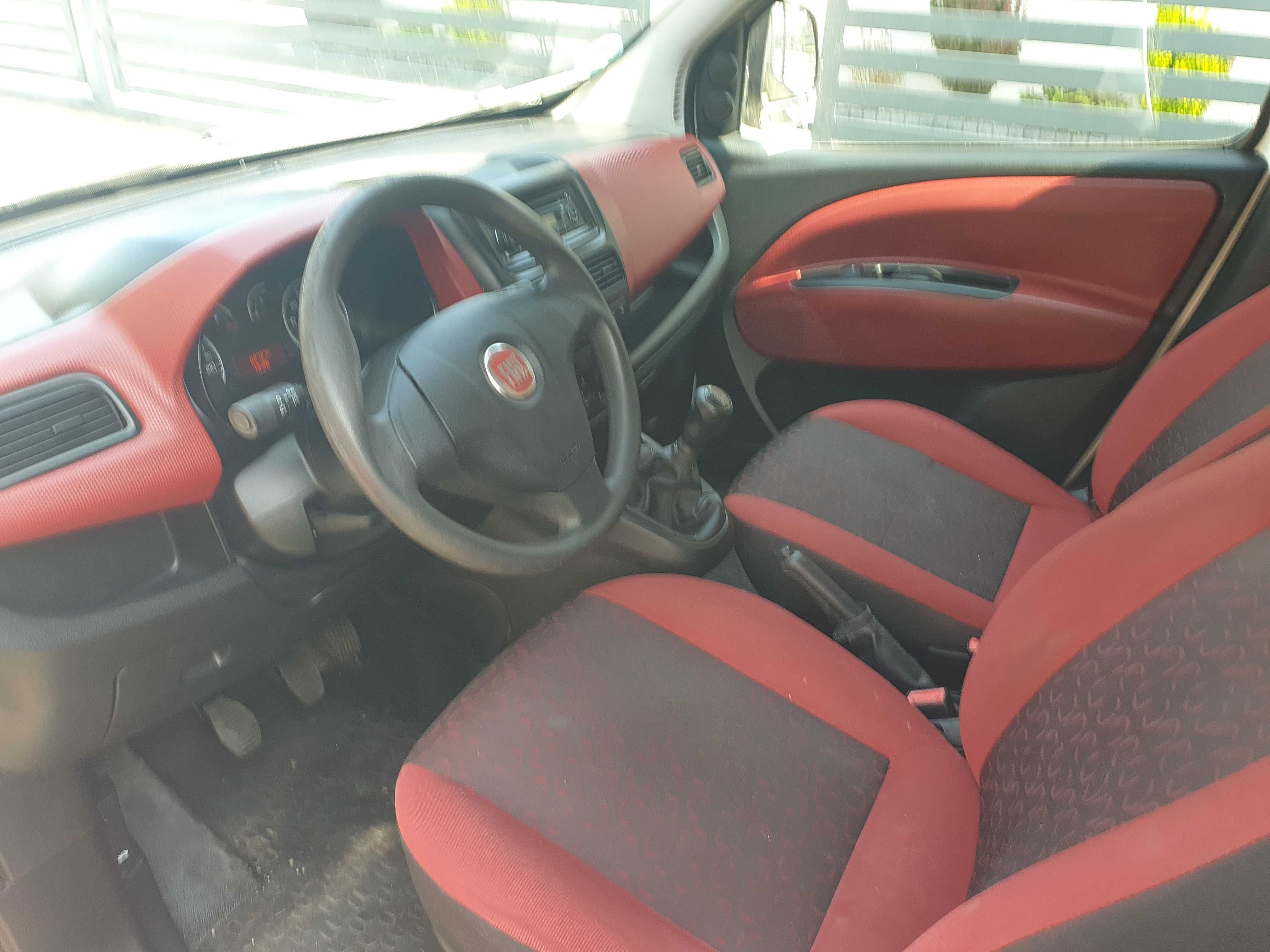 Wynajmę samochód dostawczy Fiat Doblo, ład. 1t, od 80zł za dobę