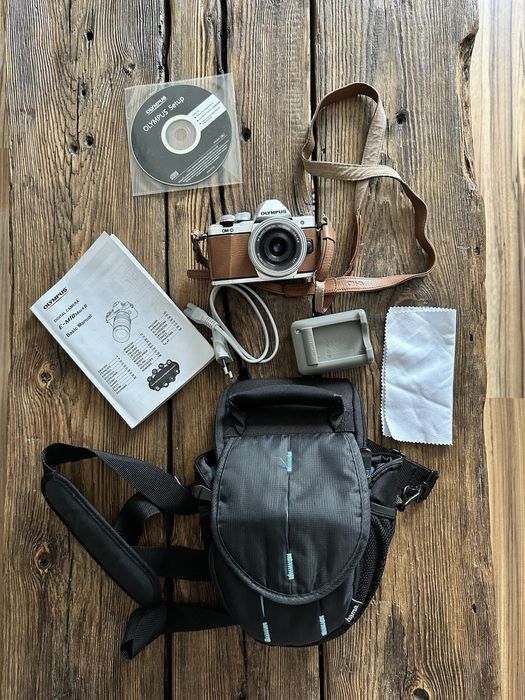 Aparat OLYMPUS OMD E-M10 II - Limitowana vintage edycja | Stan idealny