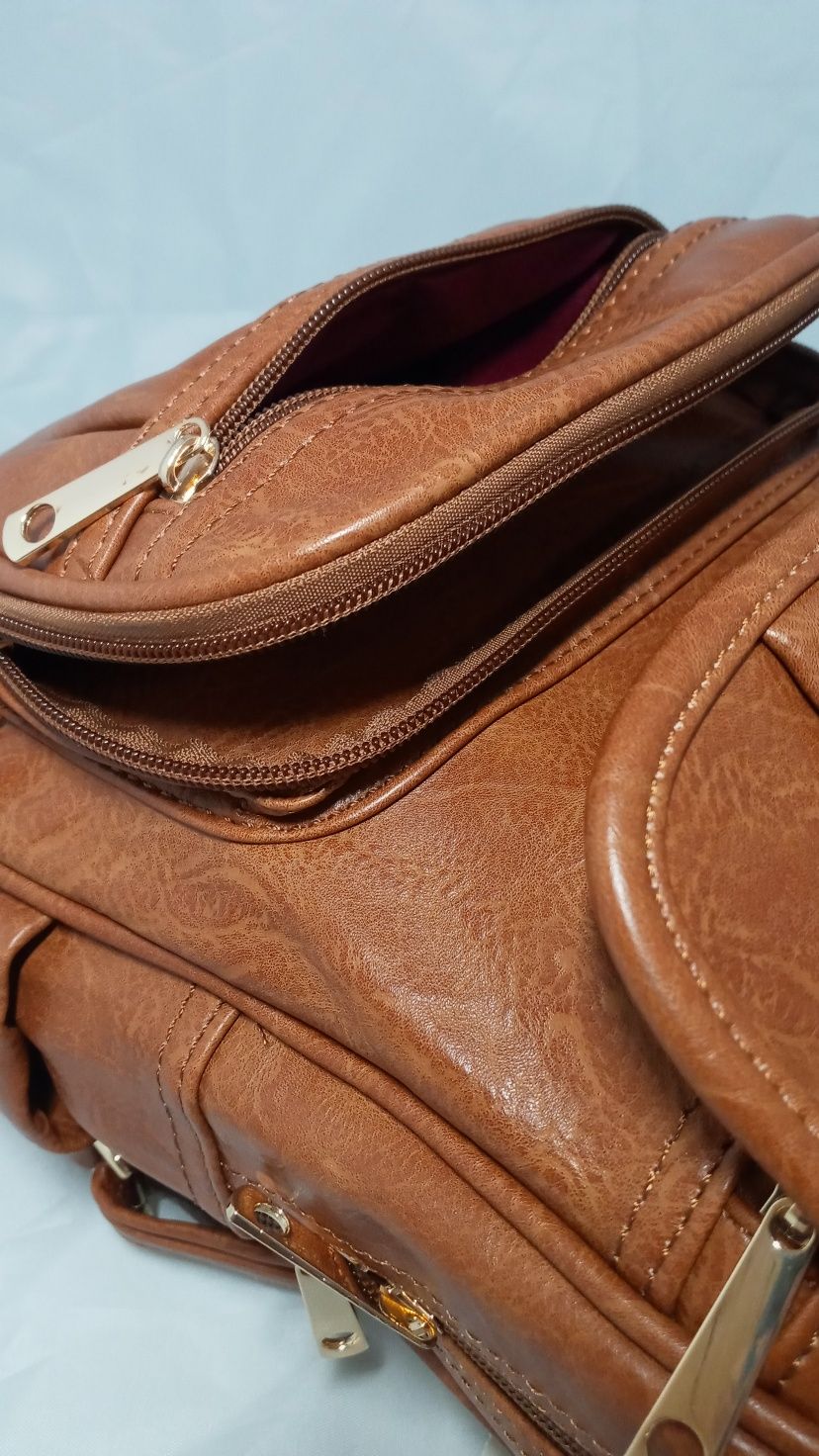 MODNY, pojemny plecak z kieszeniami - A4 rudy brąz -NOWOŚĆ
