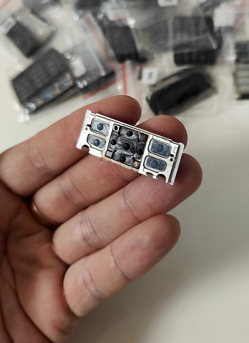 НОВЫЕ комплекты клавиатуры для Nokia 8800 ARTE/Sapphire Black !