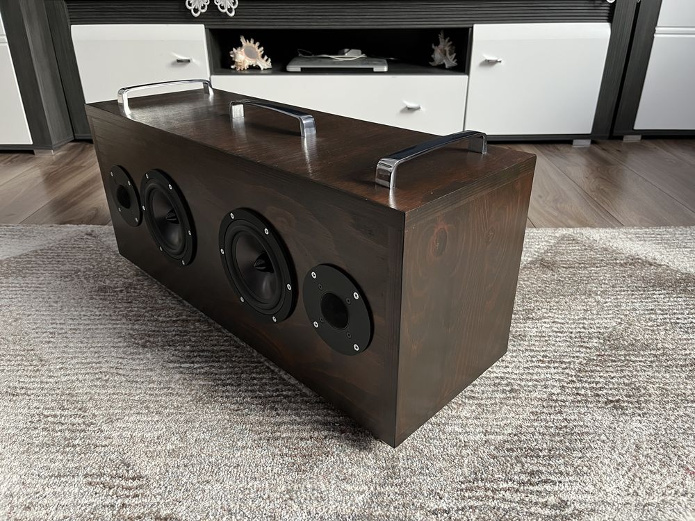 Referencyjny głośnik aktywny w kolorze venge tropikalne 2x35W DIY