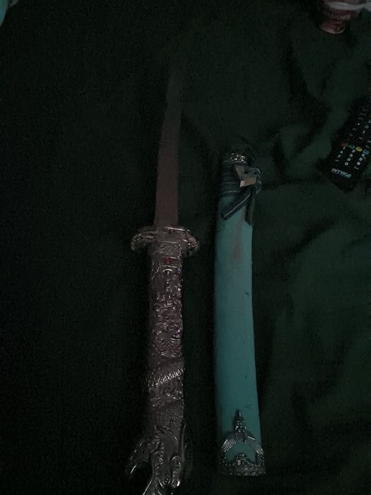 Sprzedam stary miecz samurajski