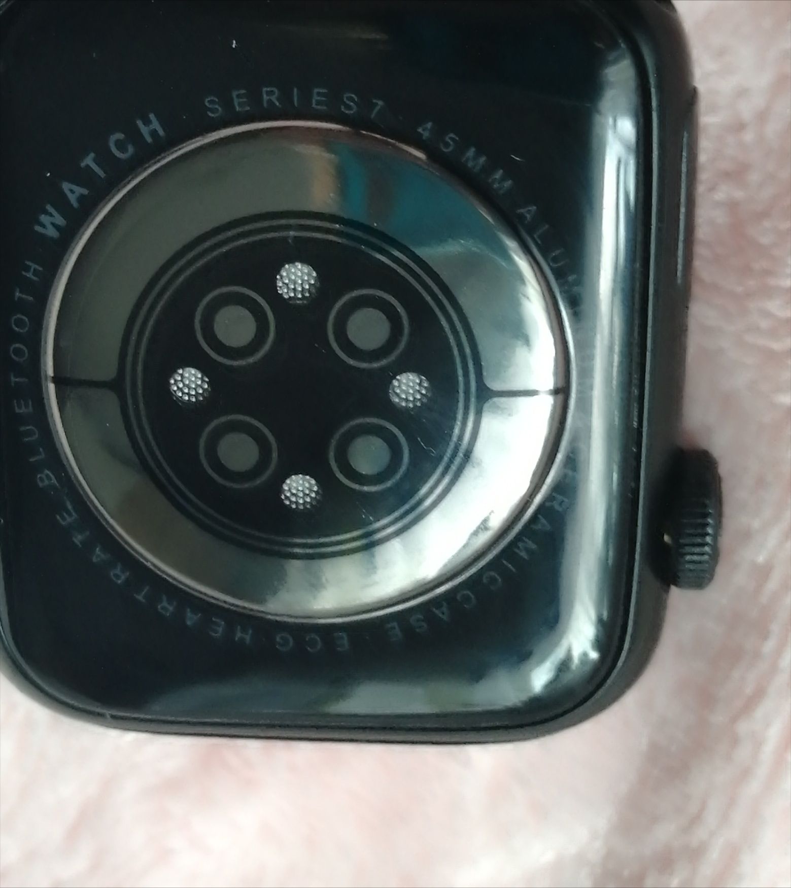 Sprzedam zegarek Apple Watch Series 7 45mm z GPS
Apple Watch Series 7