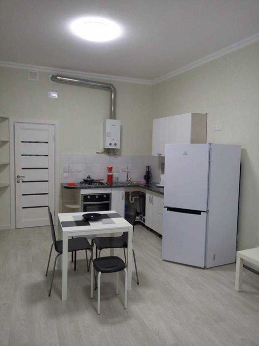 м.Наукова 2-кімнатна квартира подобово