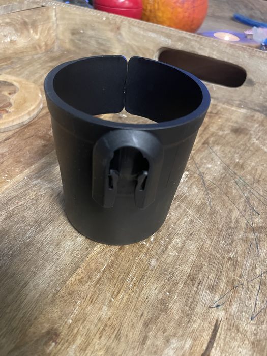 Uchwyt na kubek do wózka Leclerc Influencer