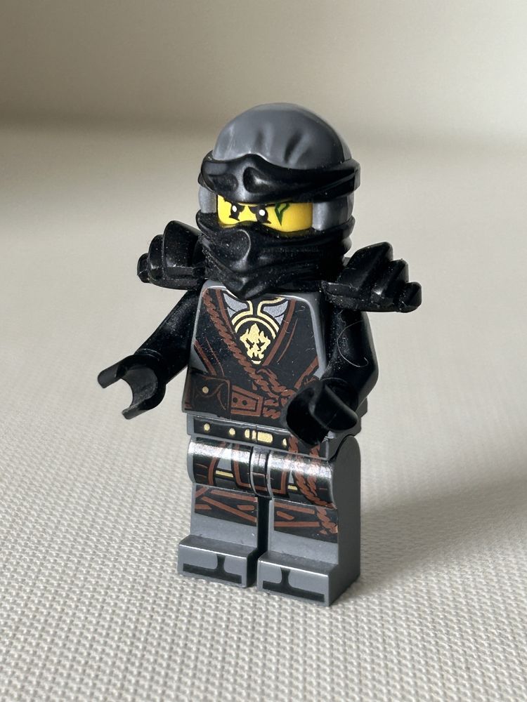 Lego Ninjago njo280 - Cole, Hands of Time