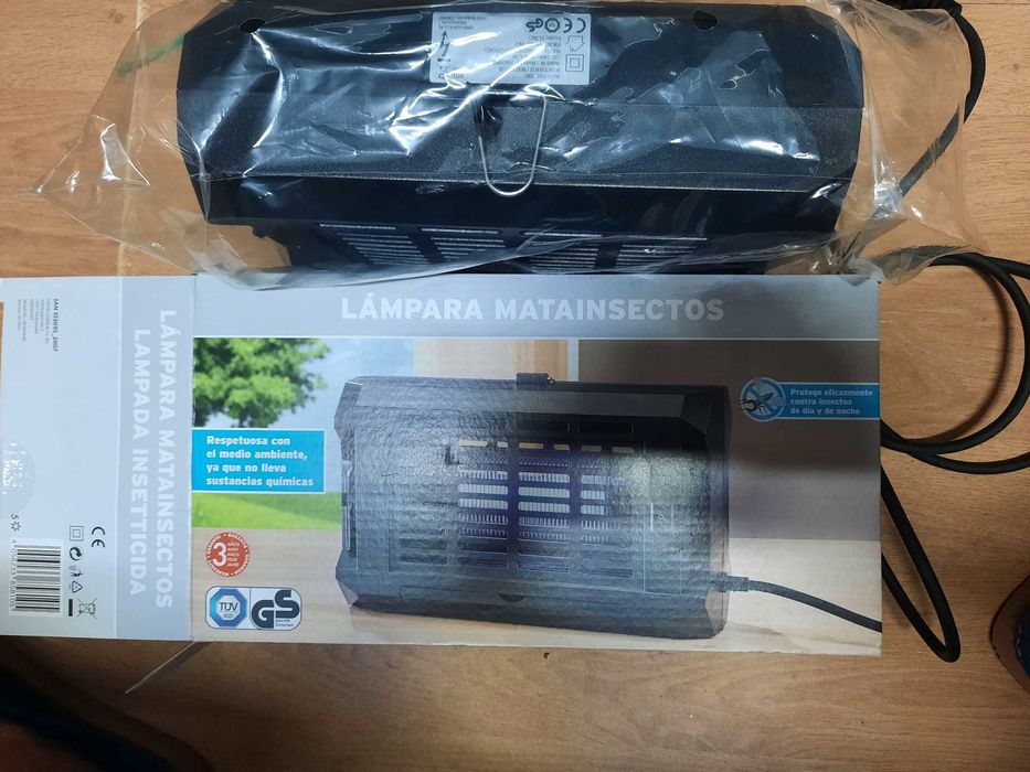 Lampada mata insetos  com garantia novo