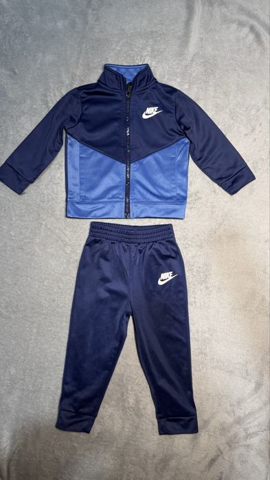 Спортивний костюм дитячий Nike