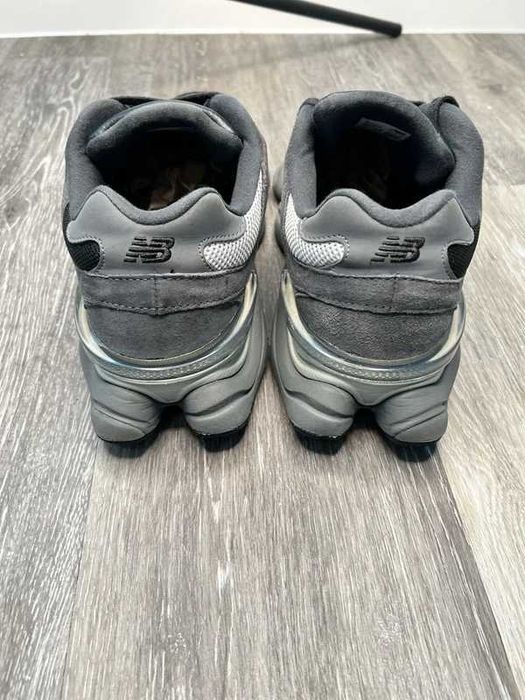 Buty Trampk New Balance 9060 Black Castlerock Grey R.37