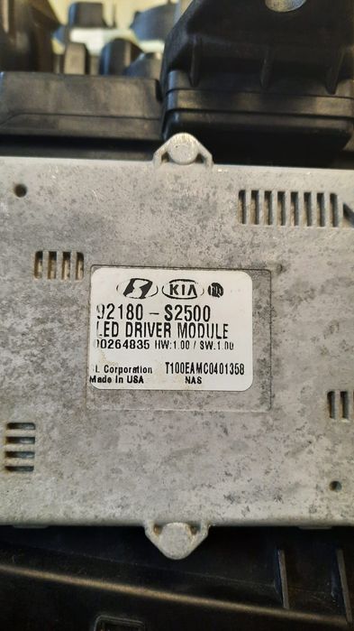 Фара Hyundai Santa Fe права 2021 2022 2023 оригінал USA