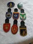 MILITAR-crachás militares  antigos