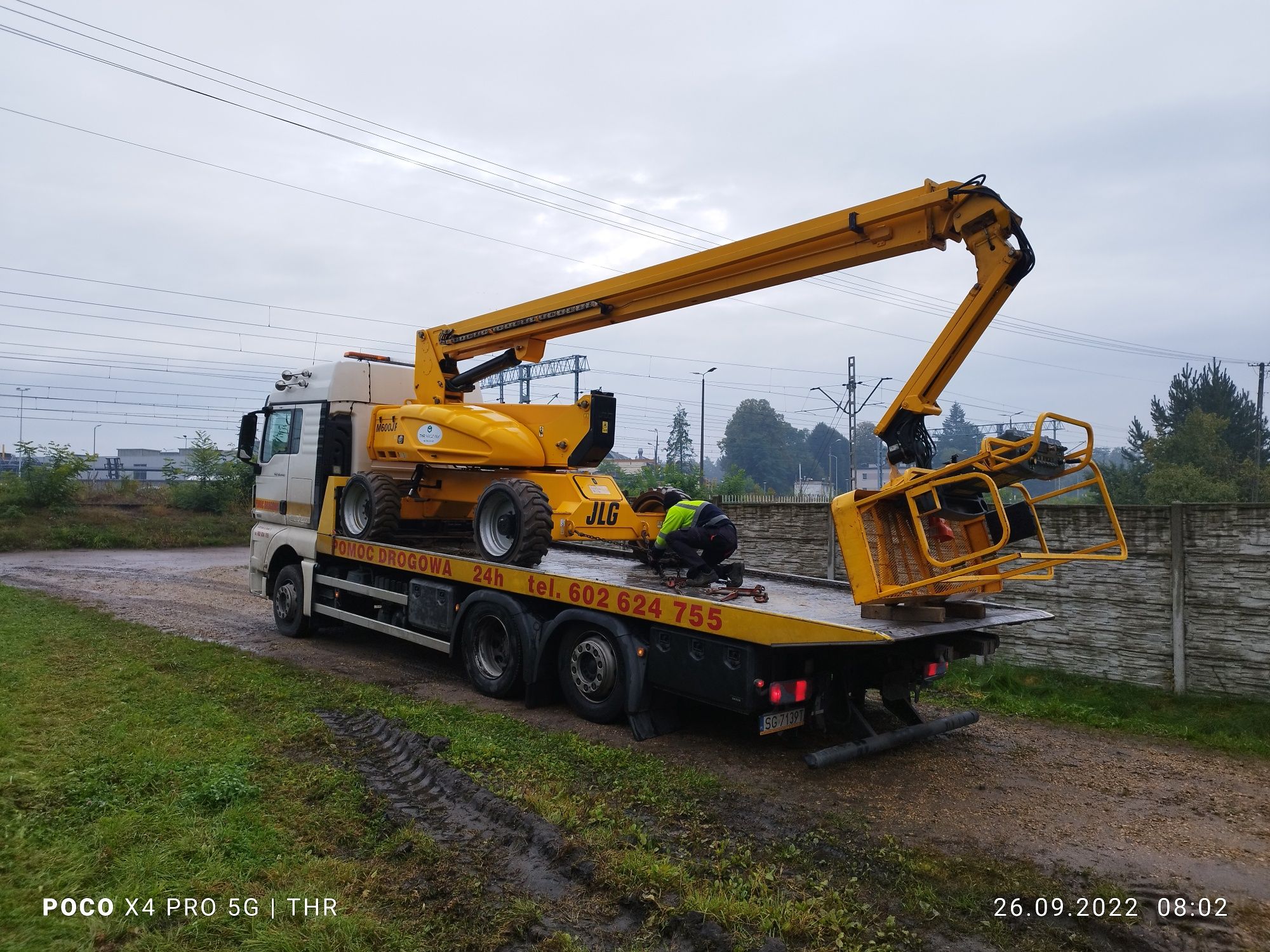 Wynajem podnośników/zwyżka /JLG 860 SJ 28,2 m