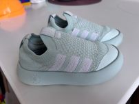 Adidas кросівки хлопчик 27 р (16,5 см)