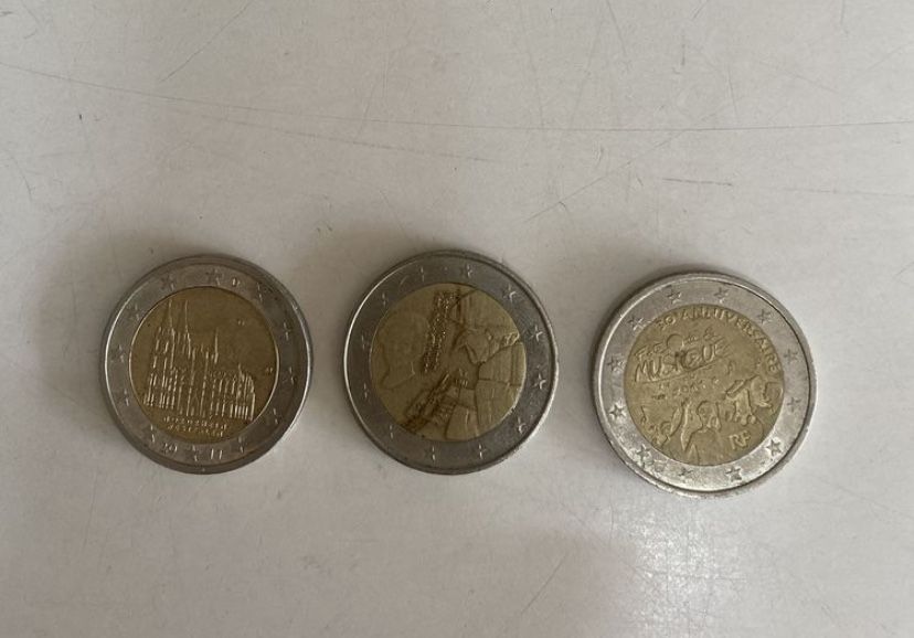 Moedas comomerativas 2€ circuladas