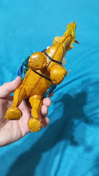 Оригінальна шкіряна фігурка верблюда (Шкіра Єгипет)