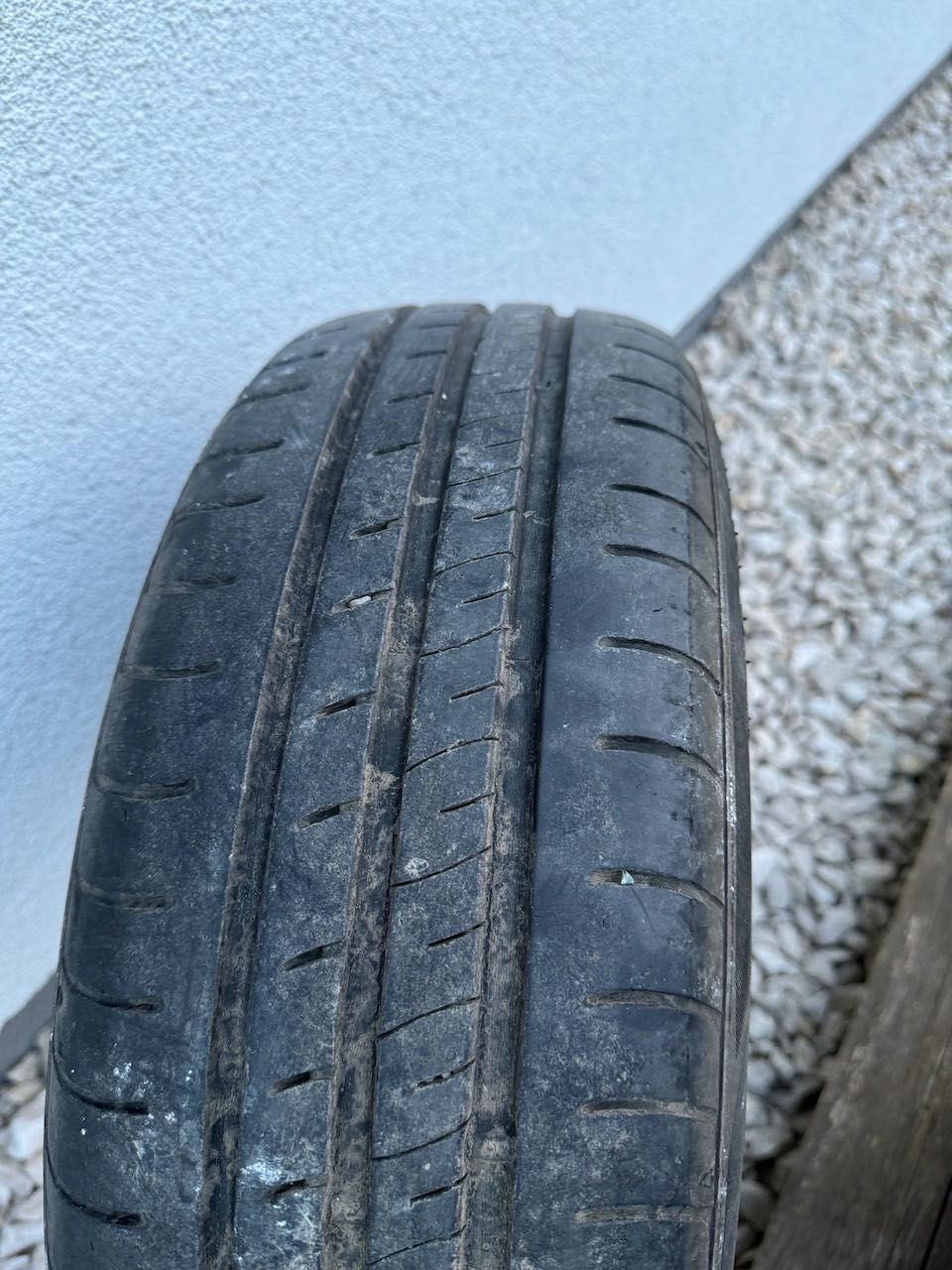 Opony Kumho Ecowing ES01 175/65 R14 86T używane 2017r - 4szt