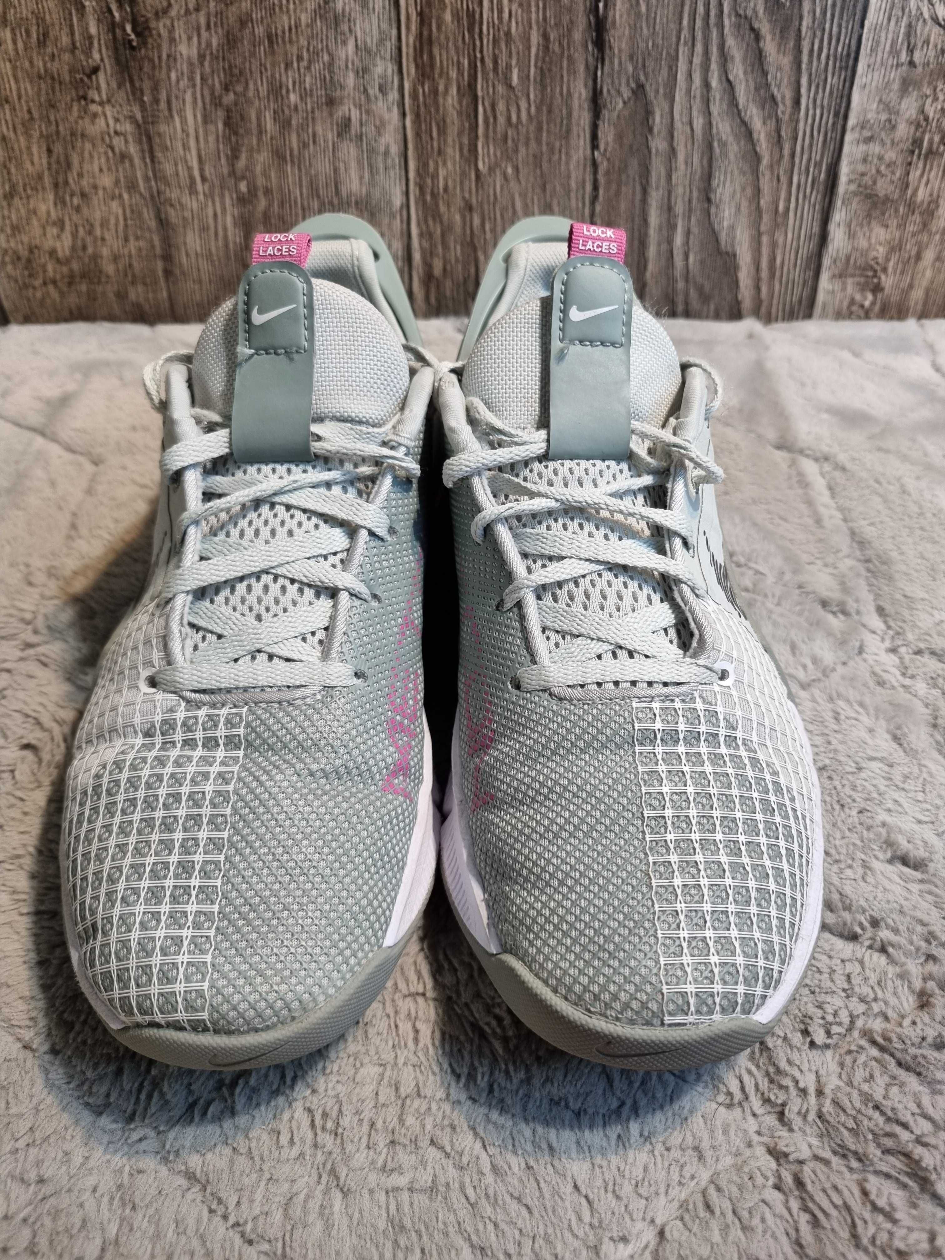 Buty do biegania Nike Metcon 8 Flyese, 39