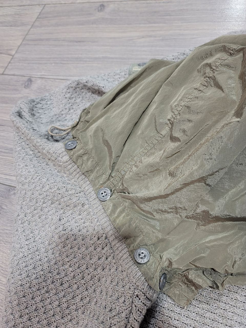 Свитер cp company с патчем