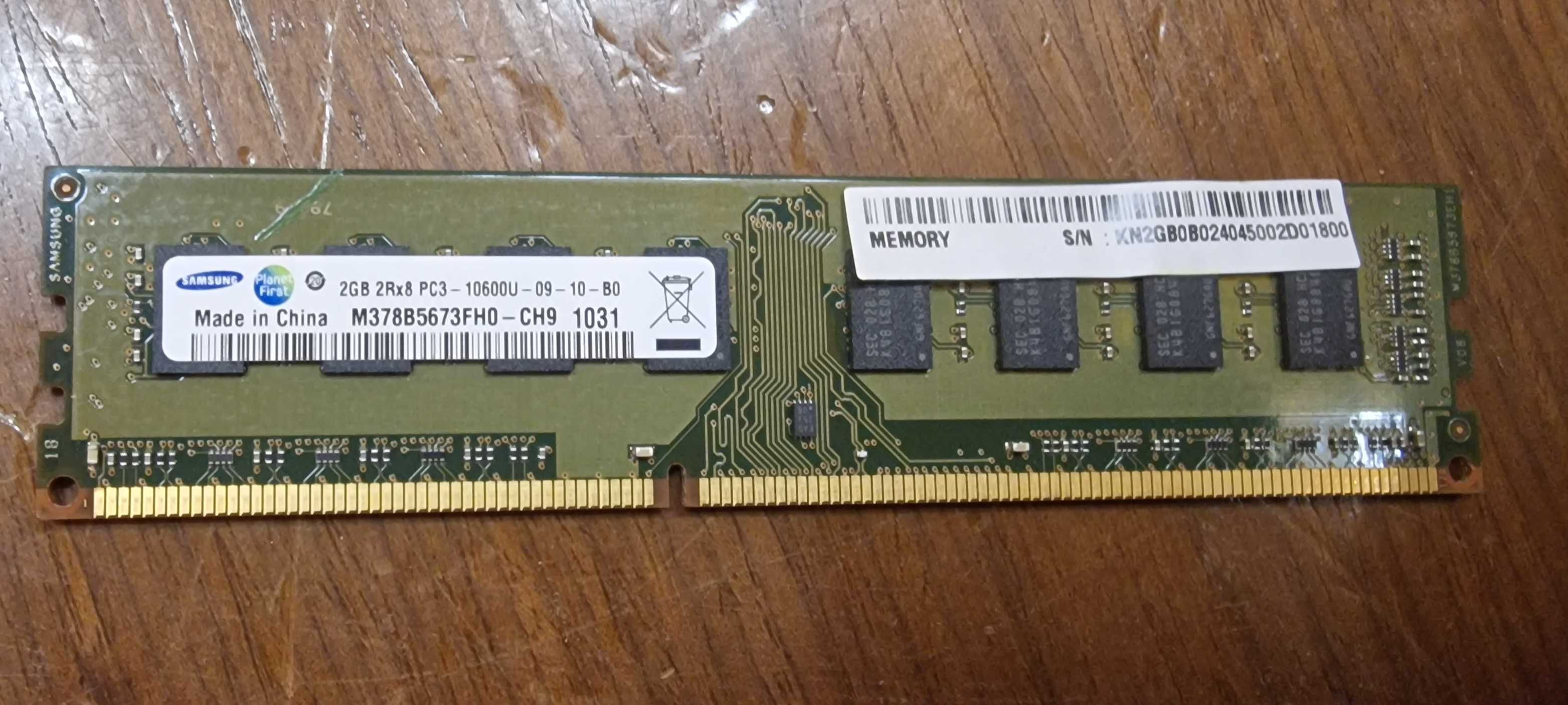 Vendo Várias Memórias DDR3 de 1GB  e 2GB