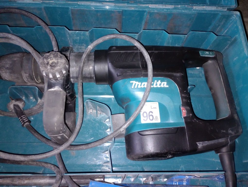 Młot wyburzeniowy Makita Hm 1307. Wynajem