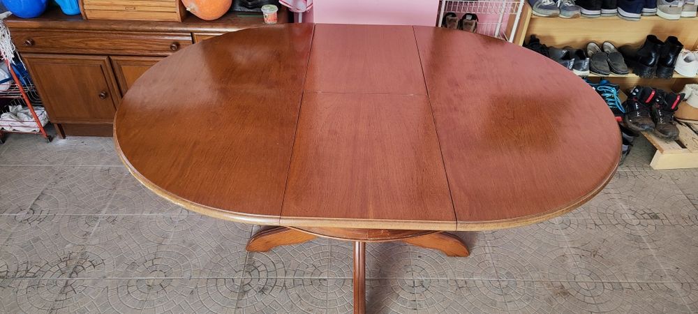 Mesa de jantar extensível