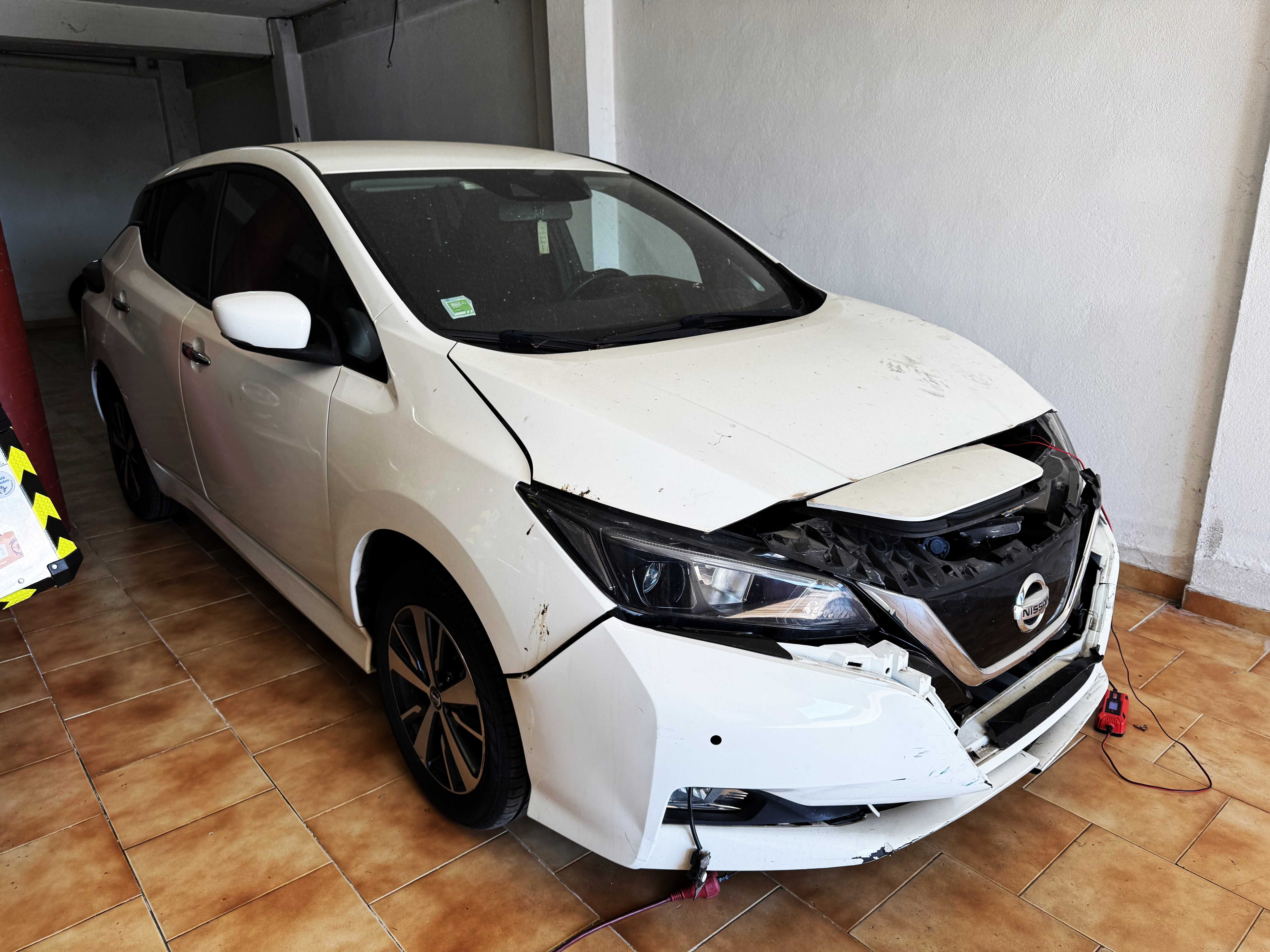 Nissan Leaf 40 Acenta 2018 (Venda de PeÇas Usadas)