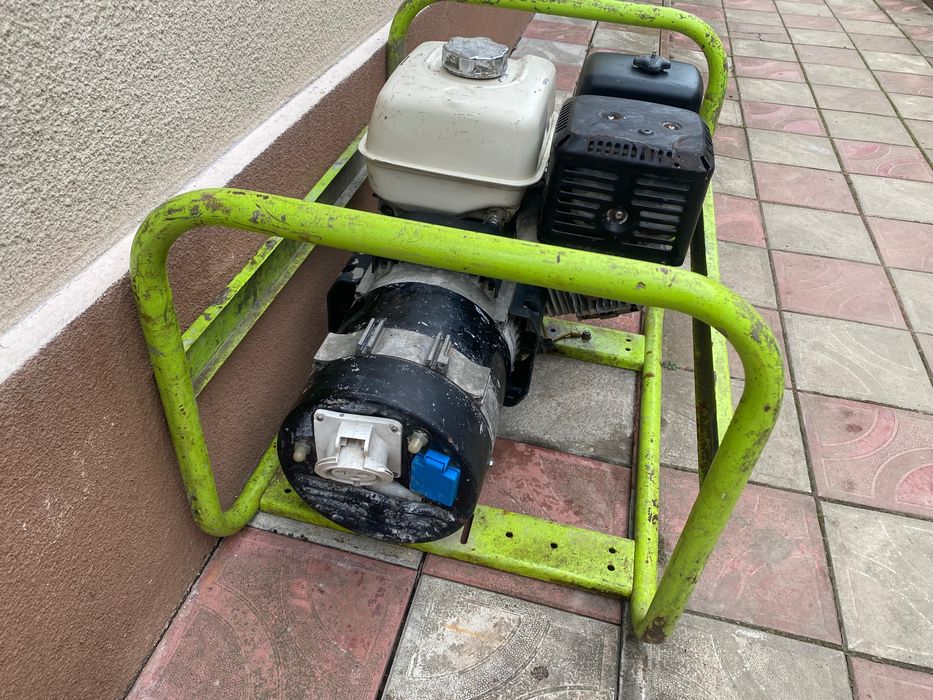 Генератор хонда 8000 на 6.2 кВ робочих