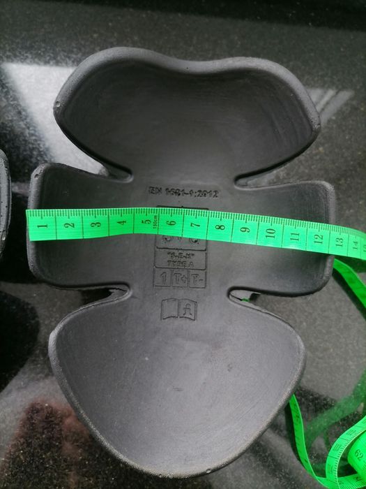 Захисні вставки SAFE TECH до мотокуртки